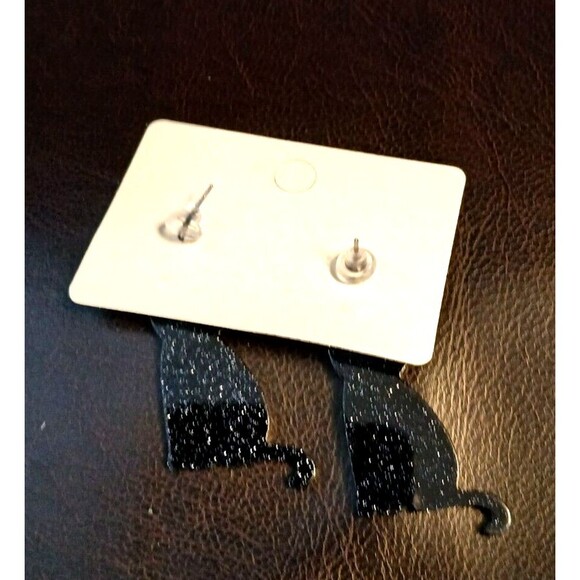 Red Heart Glitter Black CAT with Christmas Lights Wrapped Around - Picture 5 of 5